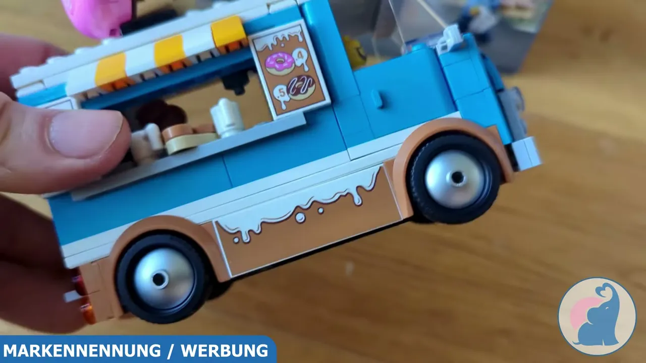 In meinem Praxistest hat mich das Fahrwerk überzeugt, denn der Truck rollt wirklich butterweich über den Boden.