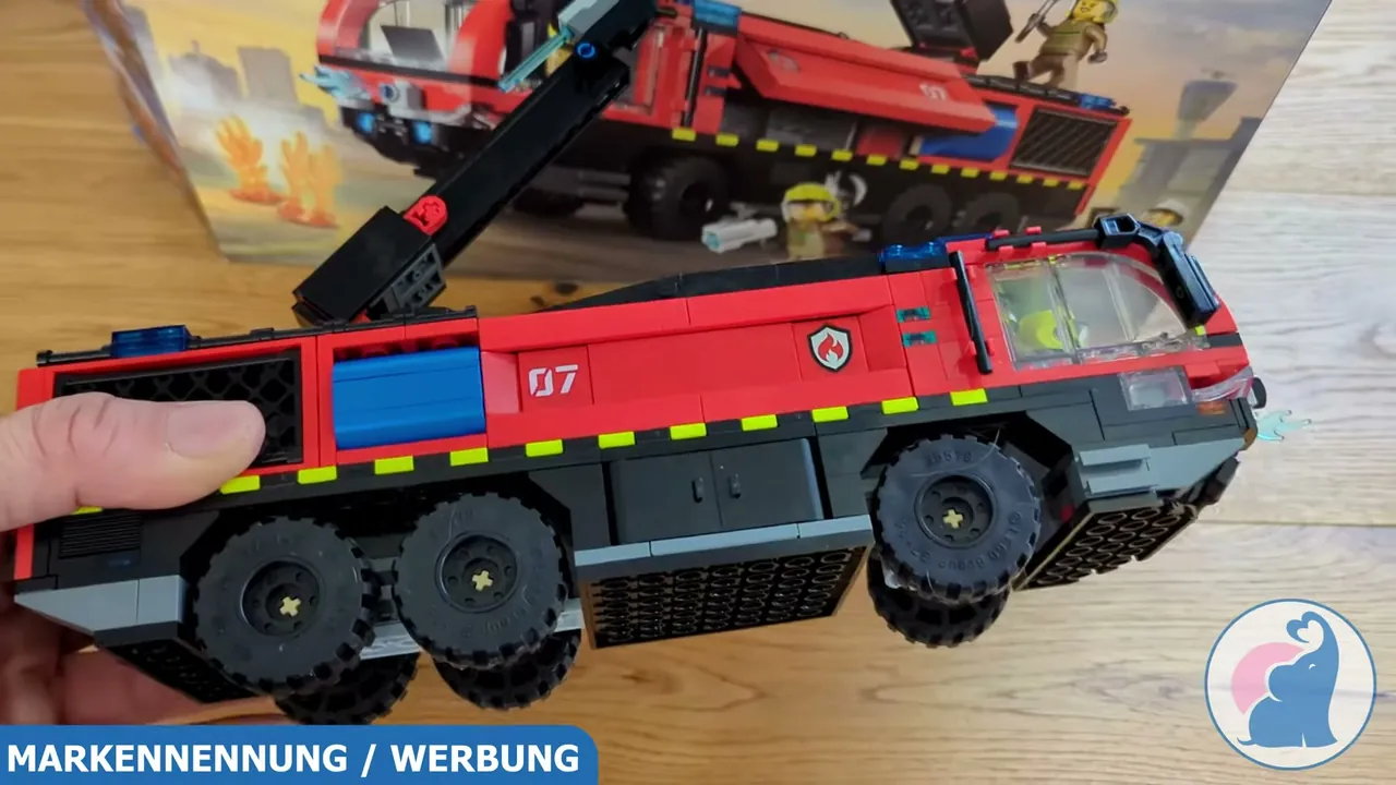 In unserem Praxistest ging der Zusammenbau der 691 Teile für meinen Sohn erfreulich leicht von der Hand.