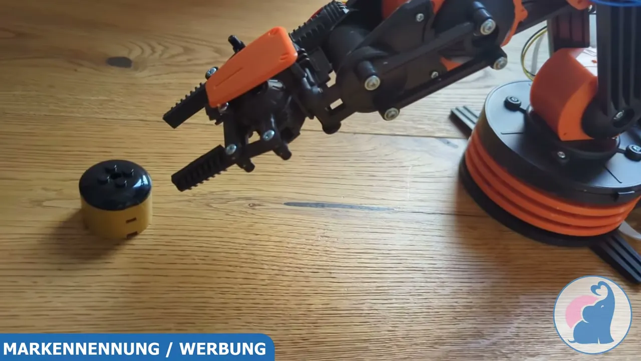 Meiner Meinung nach ist der KOSMOS Roboterarm ein absolut empfehlenswerter Modellbausatz für technikbegeisterte Kids.