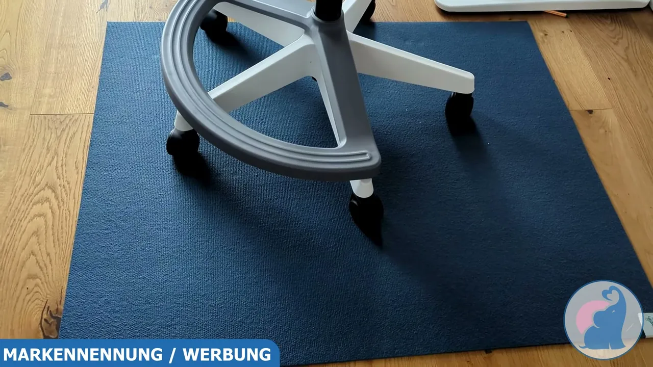 Meiner Meinung nach ist die Weiternutzung als Schreibtischunterlage eine clevere Lösung, sobald die Kinder älter sind.